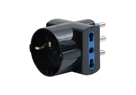 Triple adapter from outlet 10/16A + DE to plug 16A